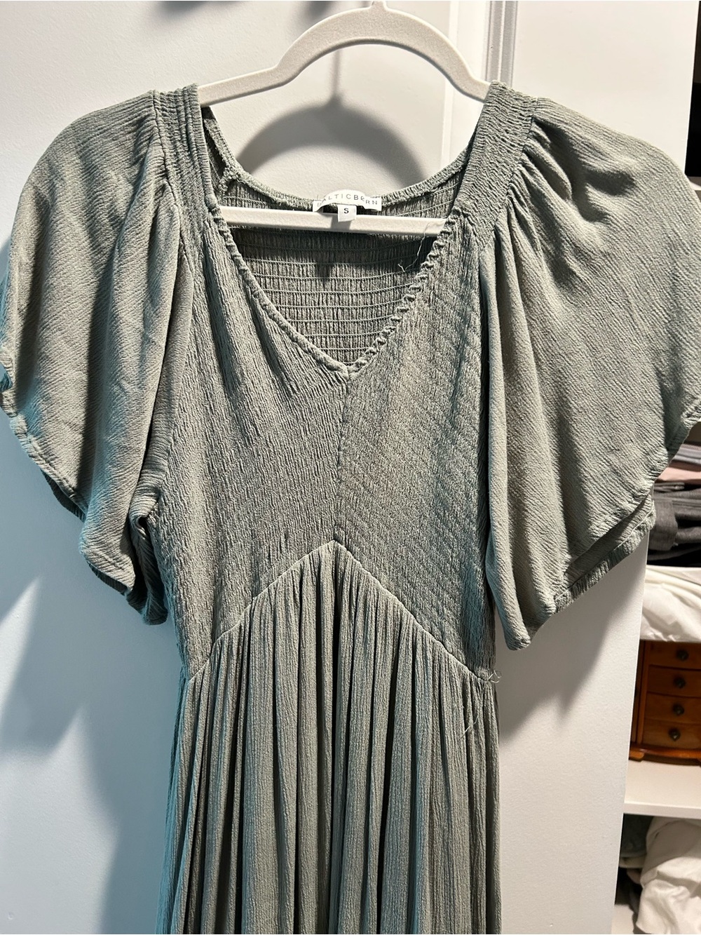 Baltic Born Sage Green Flutter Sleeve Midi Dress - Picture 4 of 4